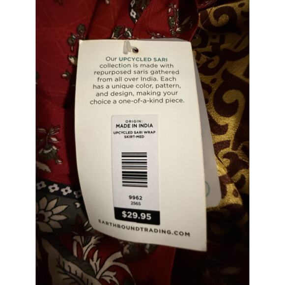 NWT Earthbound Upcycle Sari Collection Wrap Skirt Red Women's Med - Picture 7 of 10